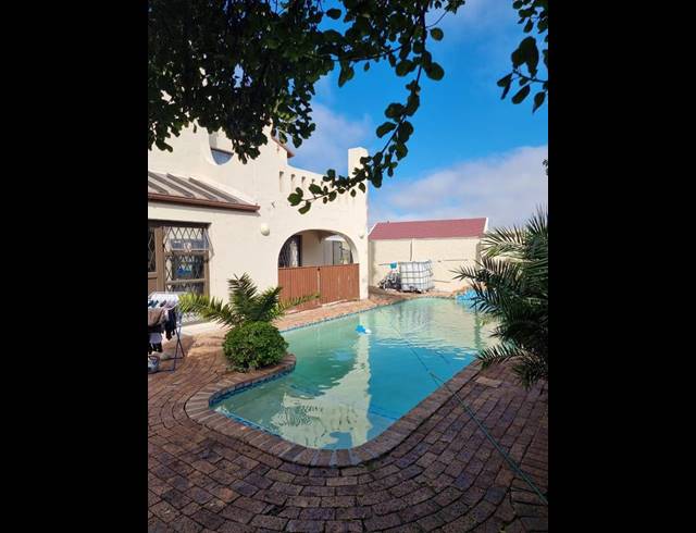 5 BEDROOM HOUSE FOR SALE IN GRASSY PARK